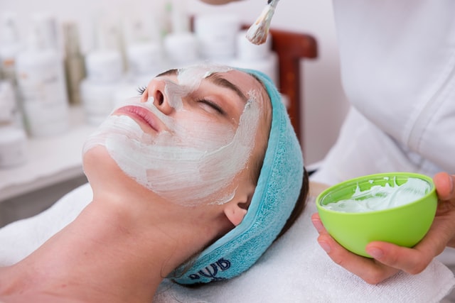 Understanding The Target Market For Natural Skin Care Products AMPLIFY XL Understanding The Target Market For Natural Skin Care Products AMPLIFY XL