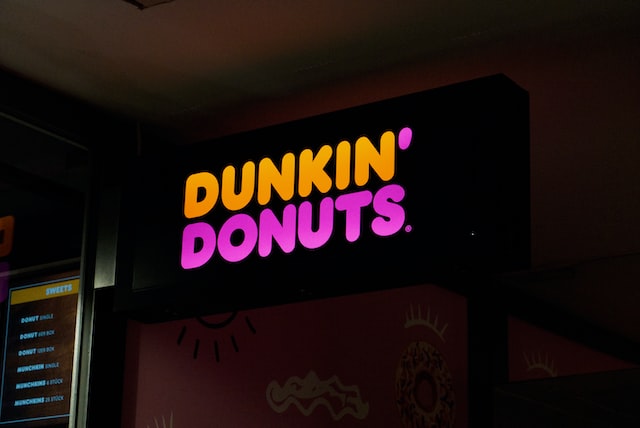 Dunkin Donuts Target Market