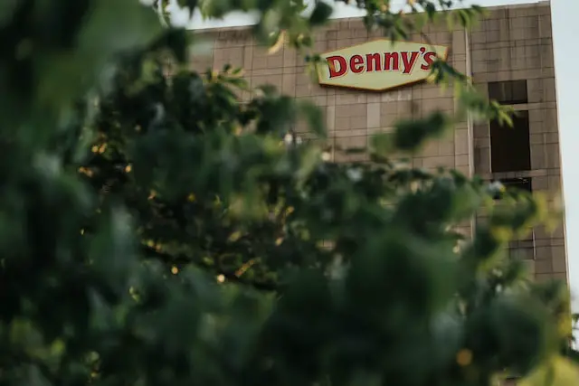 Dennys Target Market