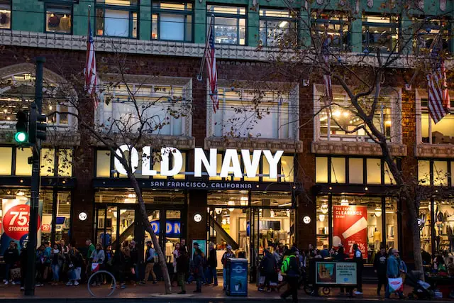 Old Navy target market