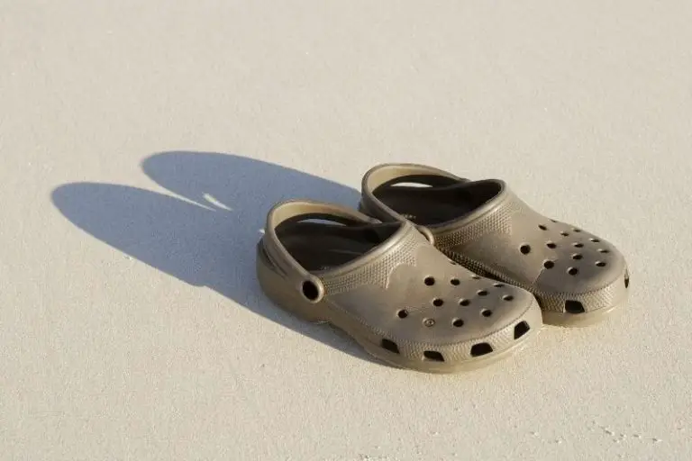 Crocs Target Market