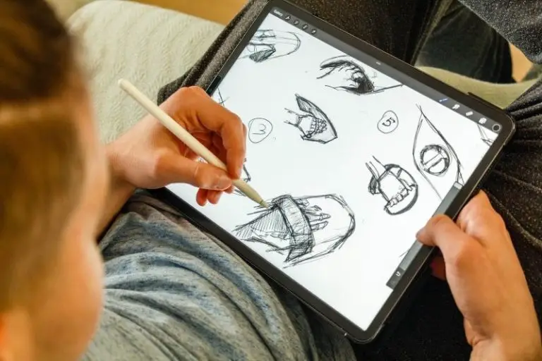 How Do Webtoon Artists Make Money