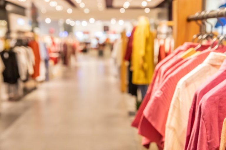 Everlane Target Market