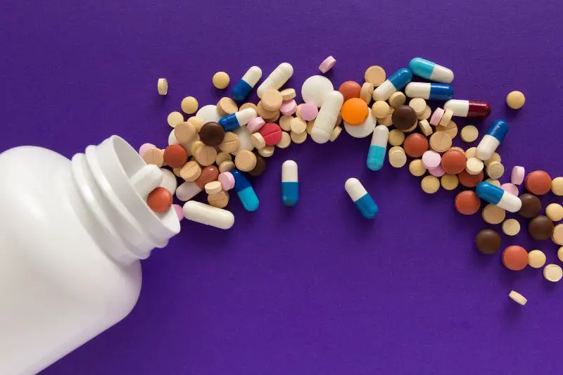 Target Market for Vitamins and Supplements 1 AMPLIFY XL