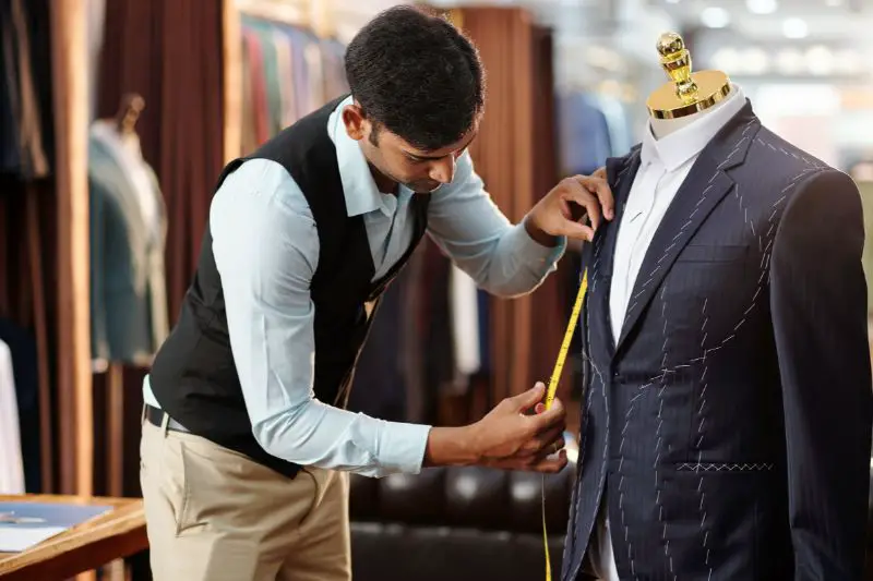 Target Market for a Tailoring Business 3 AMPLIFY XL
